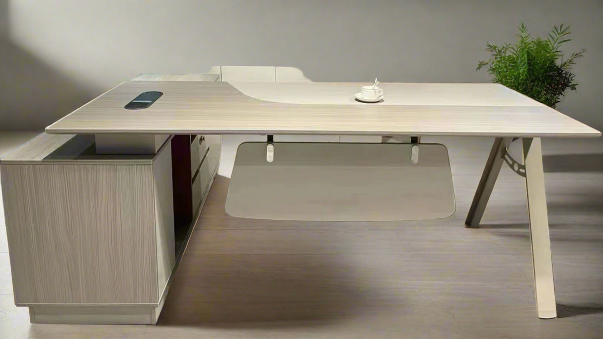 Lujx CEO Executive Chair