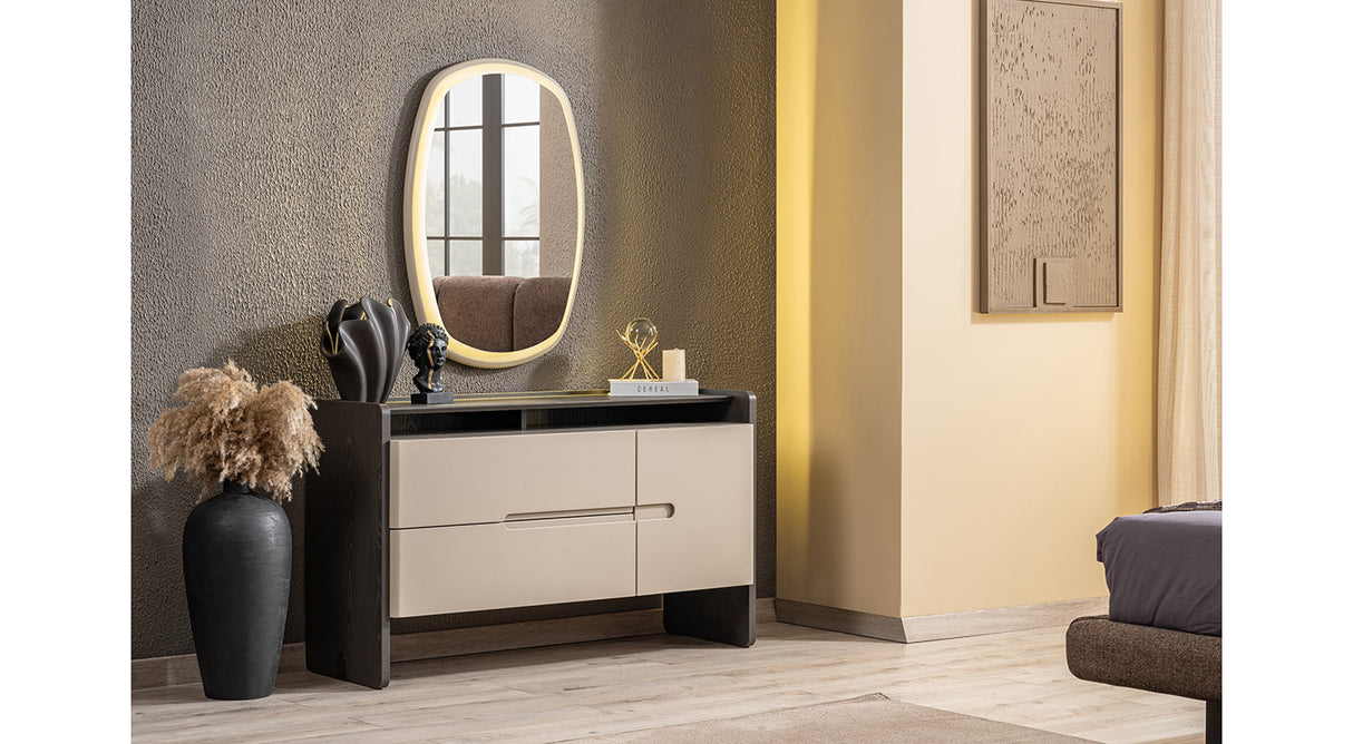 Efor Dresser with Mirror