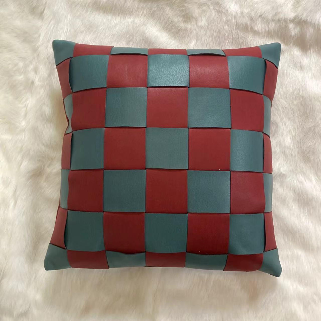 Cubo Cushion