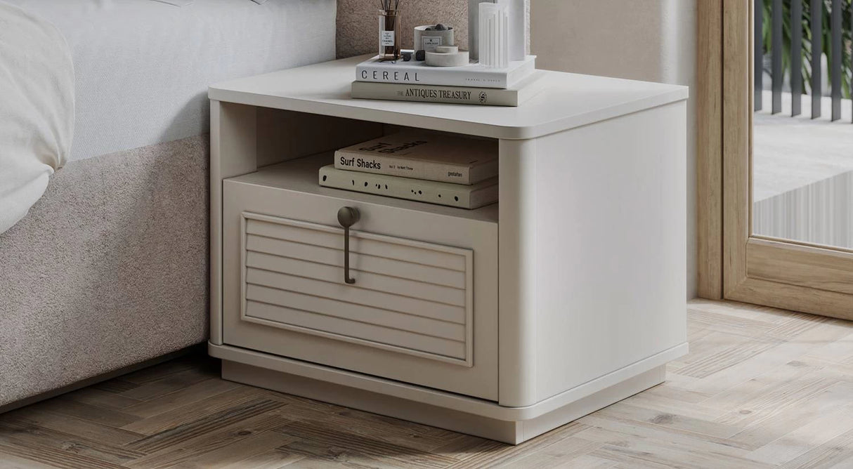 Salda Bedside Table