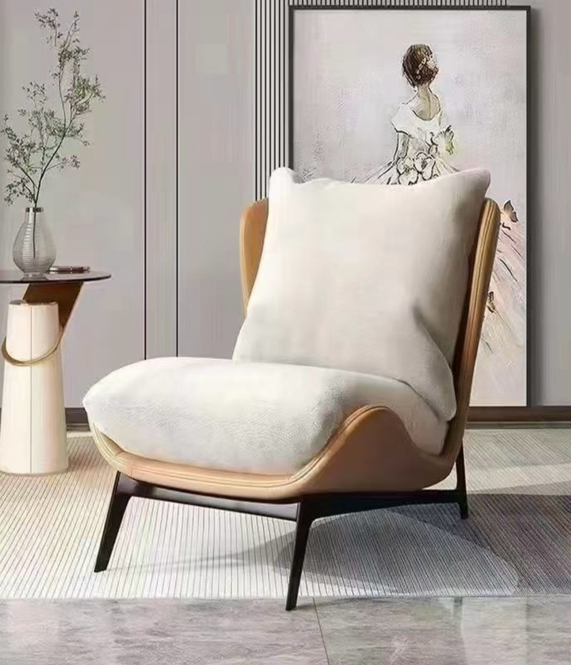 Opera Lounge Chair