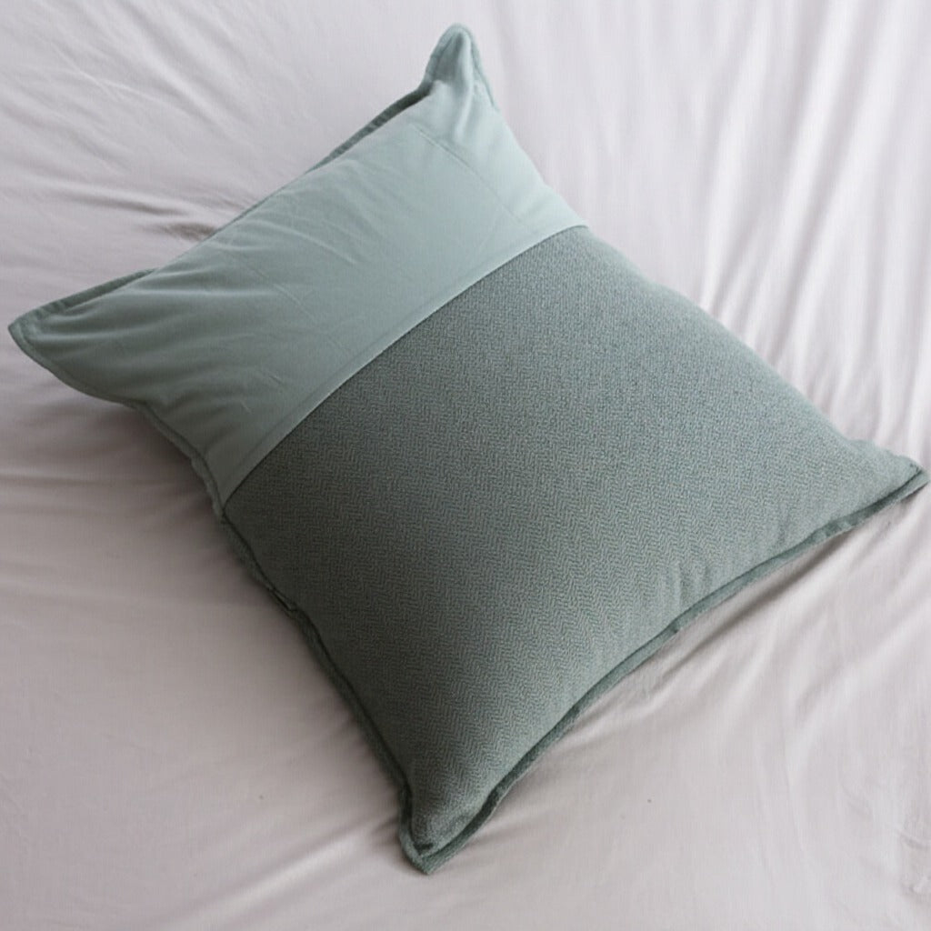 Sooy Cushion