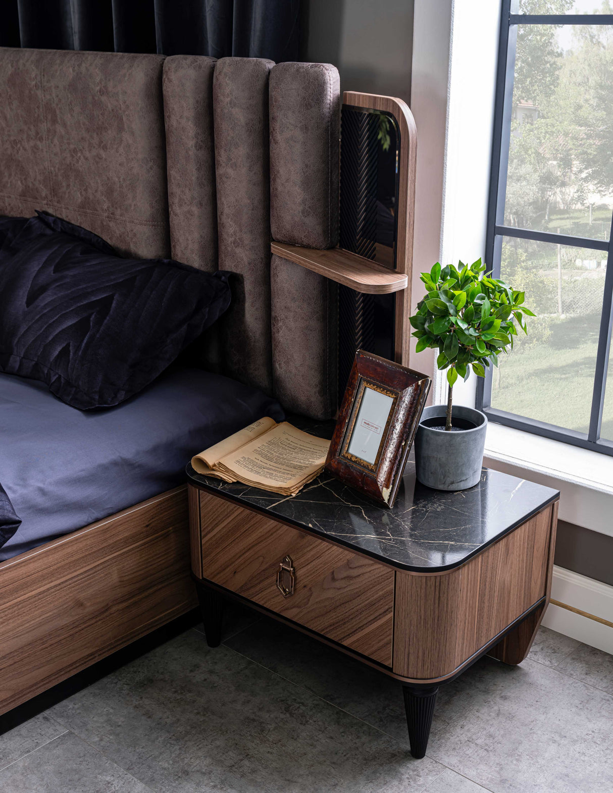 ISTINYE - Side Tables