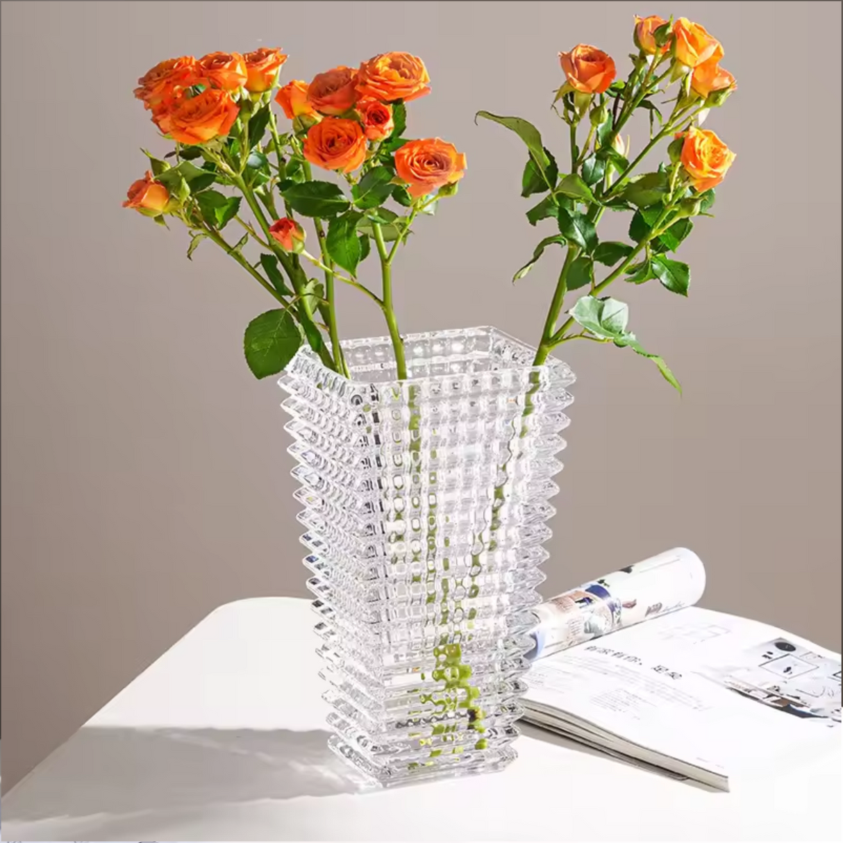 Finn Glass Vase (Black & White)