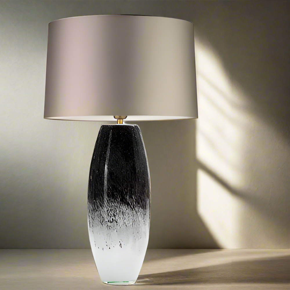 Noir Lamp