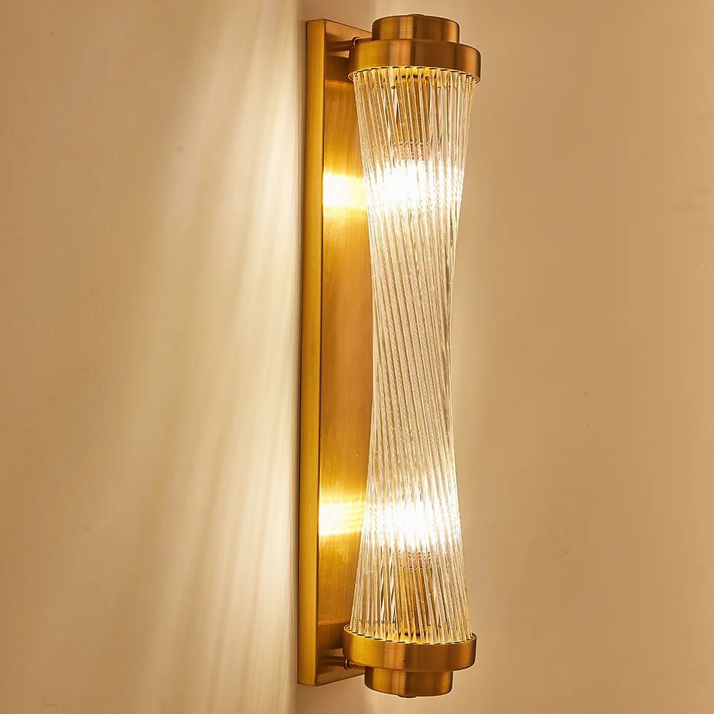 Ezoke Wall Light