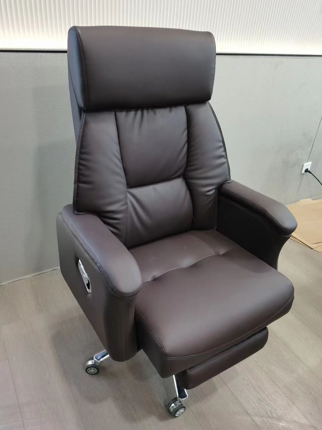 Marcel Executive Chair